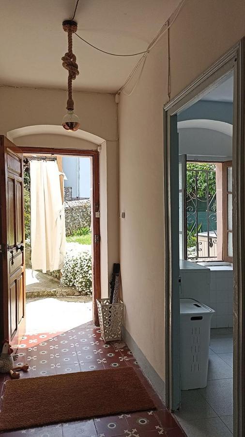 Casa Dolfin - "Tu Hogar En La Costa Del Paraiso" Guest House Naves  Exterior photo